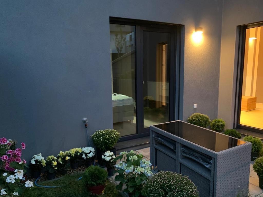 Apartment Dagmar Buresove Prag Exterior foto