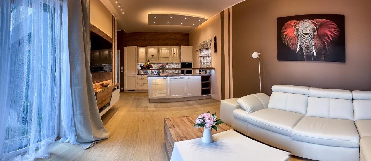 Apartment Dagmar Buresove Prag Exterior foto